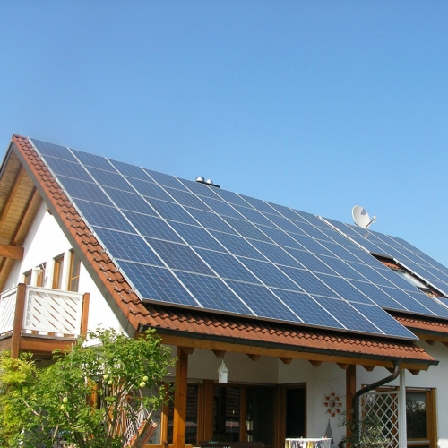 家用太陽能光伏發(fā)電的后期維護成本如何？